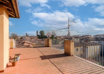 vendesi palazzo storico Lucca.jpg - Townhouse Via Beccheria 35, Lucca - photo 21