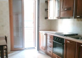 114049.jpg - Trilocale Via Fratelli Rosselli 1, Melito di Porto Salvo - foto 1