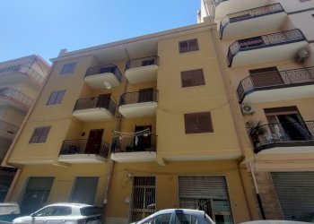 114041.jpg - Trilocale Via Fratelli Rosselli 1, Melito di Porto Salvo - foto 7