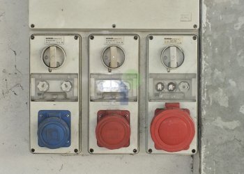 impianti elettrici - Locale Commerciale via Arno 22, Piombino - foto 9