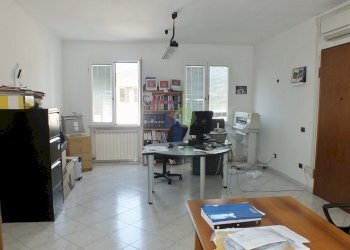 ufficio - Locale Commerciale via Arno 22, Piombino - foto 24