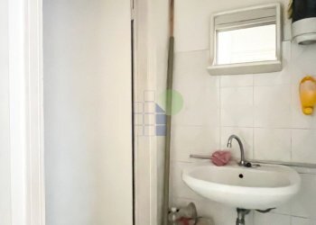 antibagno - Locale Commerciale Via Buontalenti 22, Livorno - foto 8