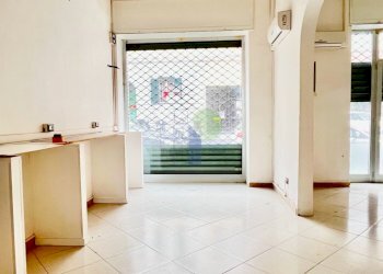 negozio - Locale Commerciale Via Buontalenti 22, Livorno - foto 10