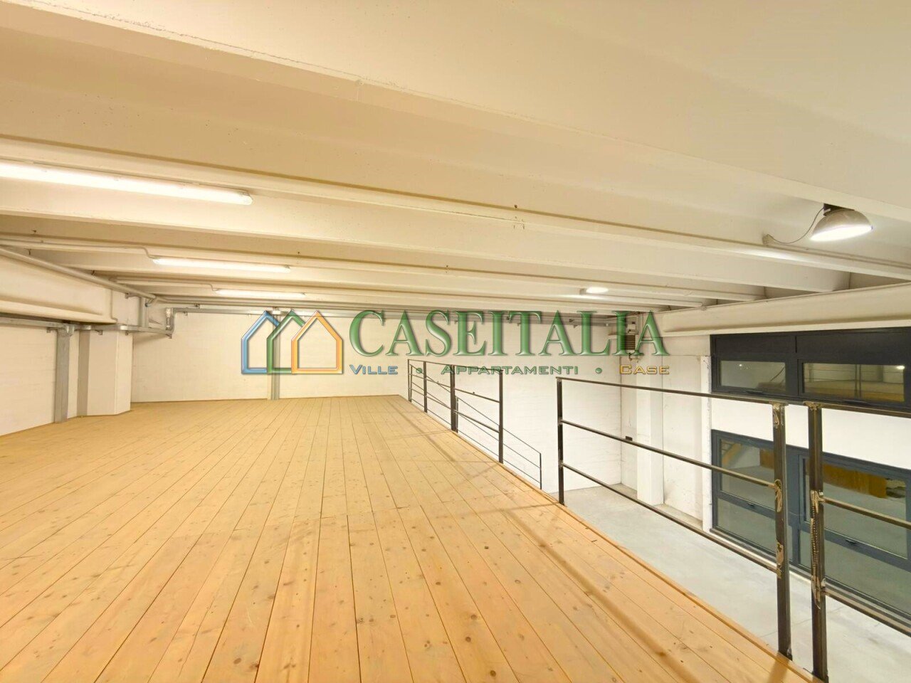 4.jpeg - Capannone Pont-Saint-Martin - foto 3