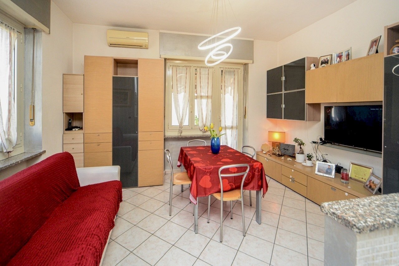 bfd92b98-af98-4d86-bf4c-3a70366751fc.JPG - Quadrilocale Via Carlo Boncompagni 2, Torino (zona San Donato) - foto 3