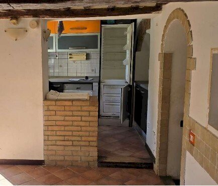 3.jpg - Three-room apartment at auction Via Monte Timone 20, Genova (neighborhood Sestri Ponente) - photo 3