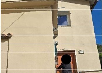 7.jpg - Three-room apartment at auction Via Monte Timone 20, Genova (neighborhood Sestri Ponente) - photo 1