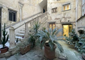 IMG_2461 2.jpg - Quadrilocale Vico delle Mele 16R, Genova - foto 6