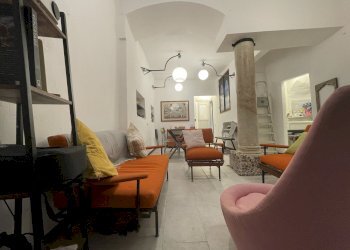 IMG_2468 2.jpg - Quadrilocale Vico delle Mele 16R, Genova - foto 11