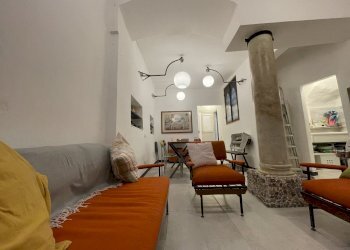 IMG_2471 2.jpg - Quadrilocale Vico delle Mele 16R, Genova - foto 13