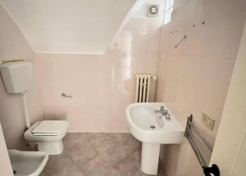 2fe1e3a7-2fdd-4b48-92dd-d52c38b1b5f7.jpg - Four-room apartment Largo Malvò 5, Lanciano - photo 15