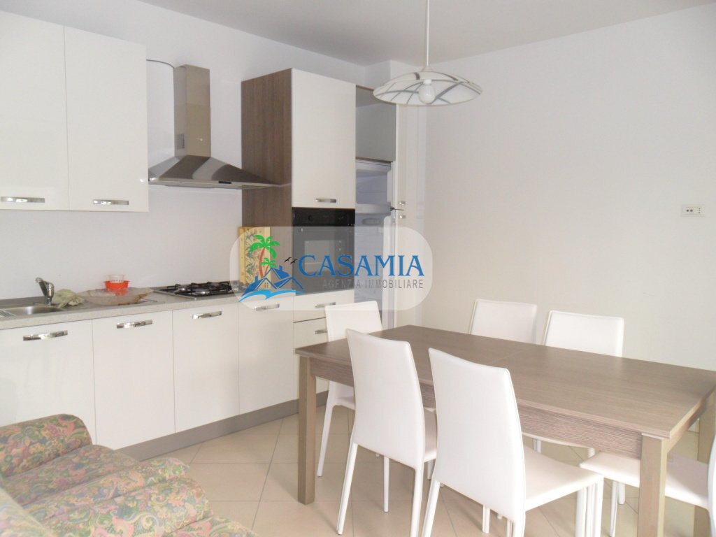 Appartamento 2 livelli centro Grottammare Agenzia - Townhouse via gramsci, Grottammare - photo 3