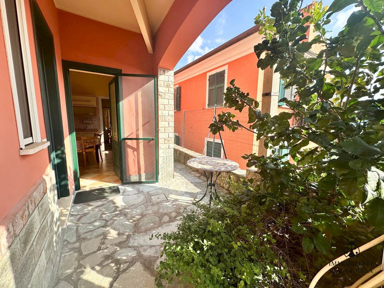 photo_2025-10-14_11-15-28.jpg - Bilocale Via Nicolò Fieschi 230, La Spezia - foto 1