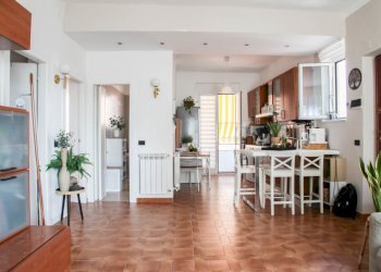 IMG_2997.jpg - Quadrilocale Via Sant'Erasmo 21, La Spezia - foto 6