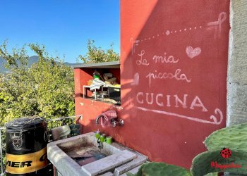 VRBM88~J.JPG - Terratetto - Terracielo Via Castellazzo 33, La Spezia - foto 6