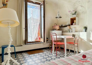 VN96J9~A.JPG - Terratetto - Terracielo Via Castellazzo 33, La Spezia - foto 16