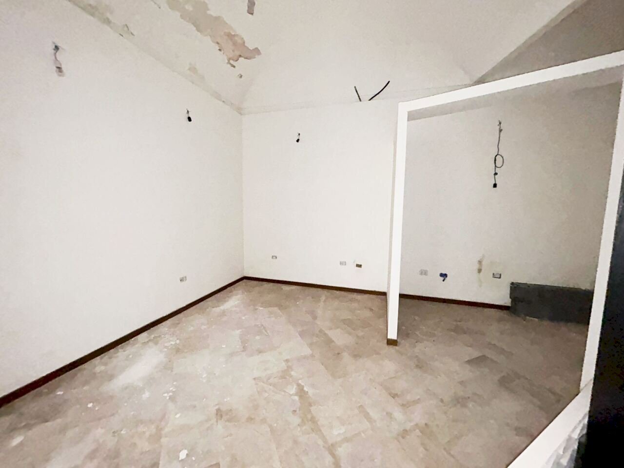 IMG-20251203-WA0004.jpg - Locale Commerciale Sassari - foto 3