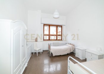 DSC07785.jpg - Locale Commerciale Viale Polibio, Siracusa - foto 13