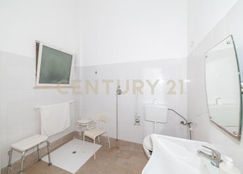 DSC07795.jpg - Locale Commerciale Viale Polibio, Siracusa - foto 20