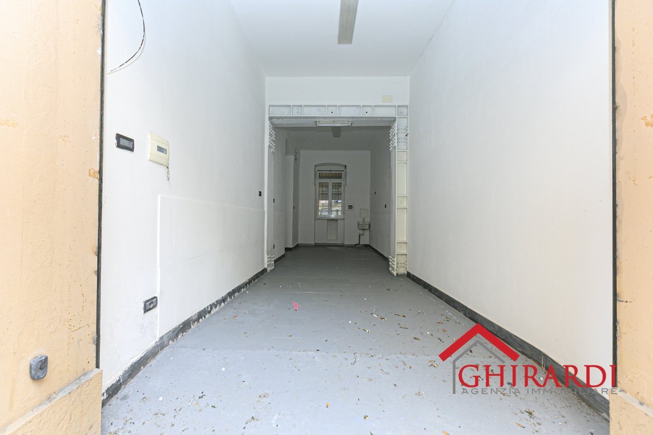 1. 2BOX.jpg - Box VIA MONFALCONE 1A, Genova (neighborhood Sestri Ponente) - photo 2