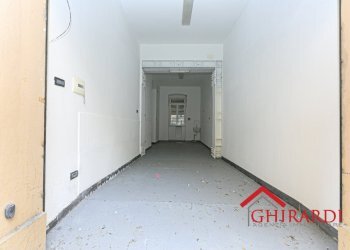 1. 2BOX.jpg - Box VIA MONFALCONE  1A, Genova (zona Sestri Ponente) - foto 2