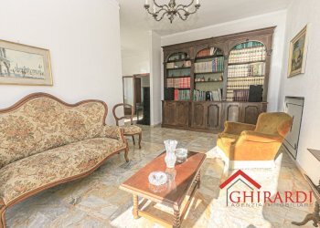 2.3 SOGGIORNO.jpg - Apartment Via Ventimiglia 89, Genova (neighborhood Voltri) - photo 2