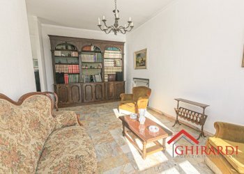 2.2 SOGGIORNO.jpg - Apartment Via Ventimiglia 89, Genova (neighborhood Voltri) - photo 12