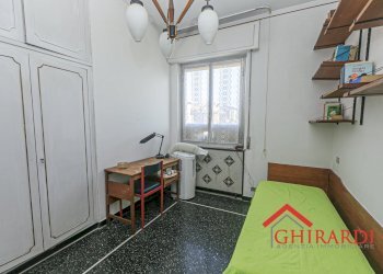 5.1 CAMERA 2.jpg - Apartment Via Ventimiglia 89, Genova (neighborhood Voltri) - photo 22