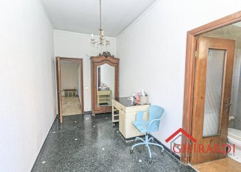 7.2 CAMERA 4.jpg - Apartment Via Ventimiglia 89, Genova (neighborhood Voltri) - photo 28