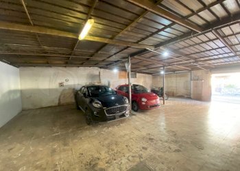 1.JPG - Box Giugliano in Campania - foto 2