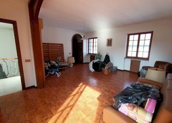 soggiorno - Quadrilocale Via Piazzuola, Borgonovo Val Tidone - foto 2