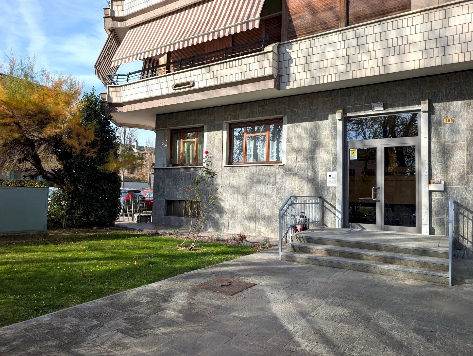 Quadrilocale Viale degli Angeli, 36 bis, Cuneo (zona Centro) - foto 2