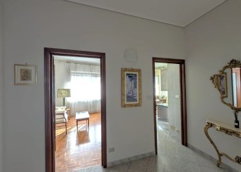 Quadrilocale Viale degli Angeli, 36 bis, Cuneo (zona Centro) - foto 4