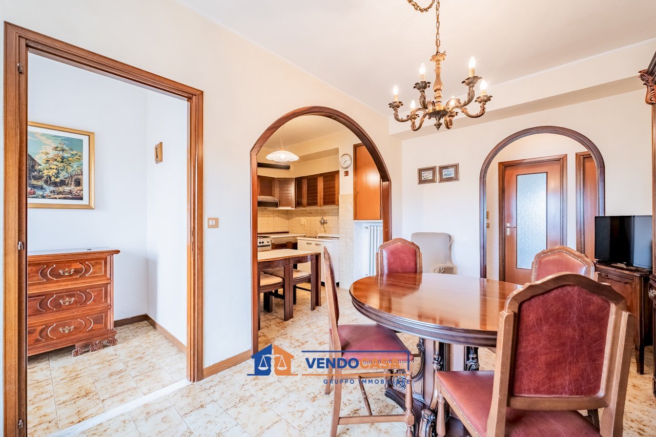 Four-room apartment Castelletto Stura - photo 1