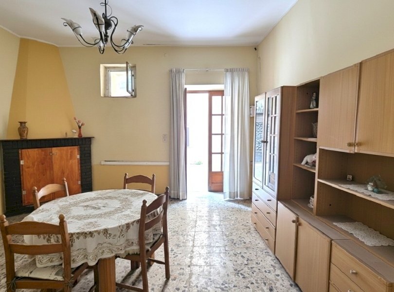 Casa indipendente Mondragone - foto 3