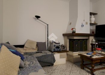 Villa a Schiera Via Canale, Casalgrande - foto 9