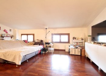 Villa a Schiera Via Canale, Casalgrande - foto 19