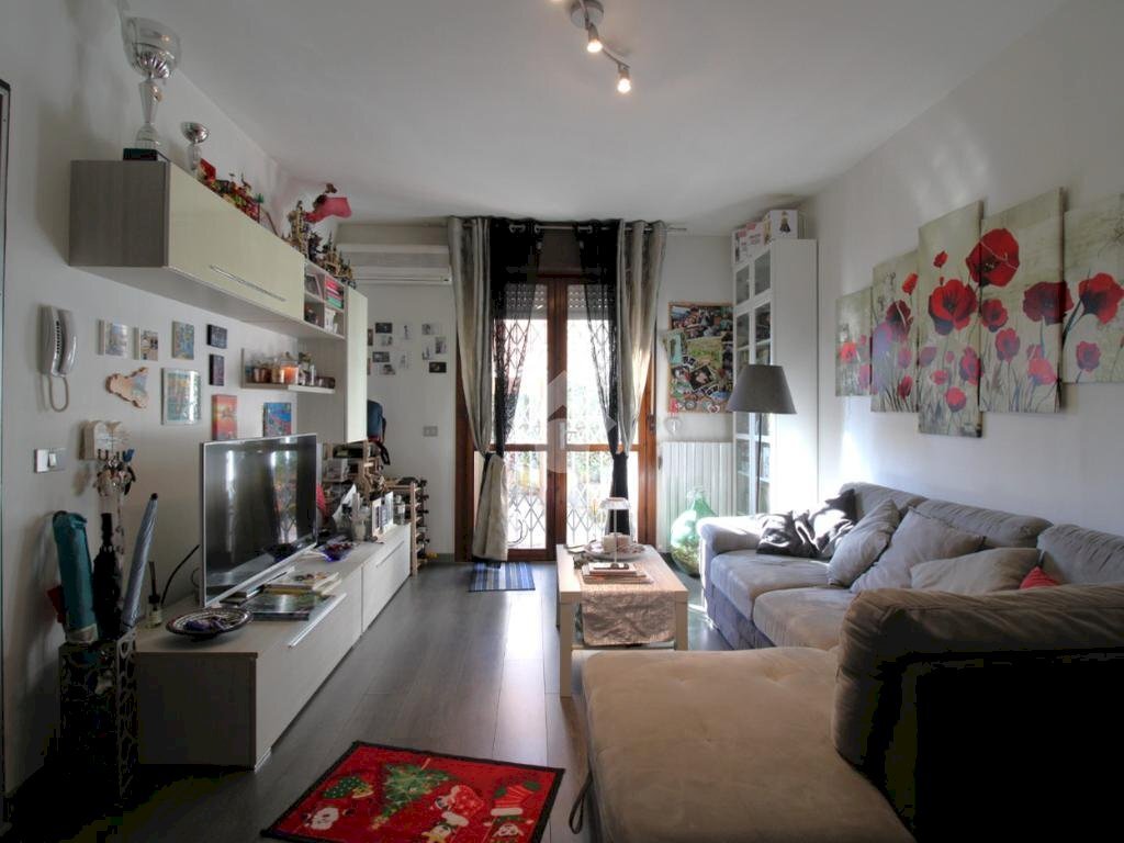 Three-room apartment Via San Matteo, Medolla - photo 1