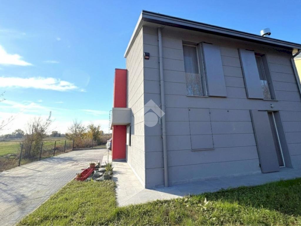 Casa indipendente Via verzola, San Possidonio - foto 2