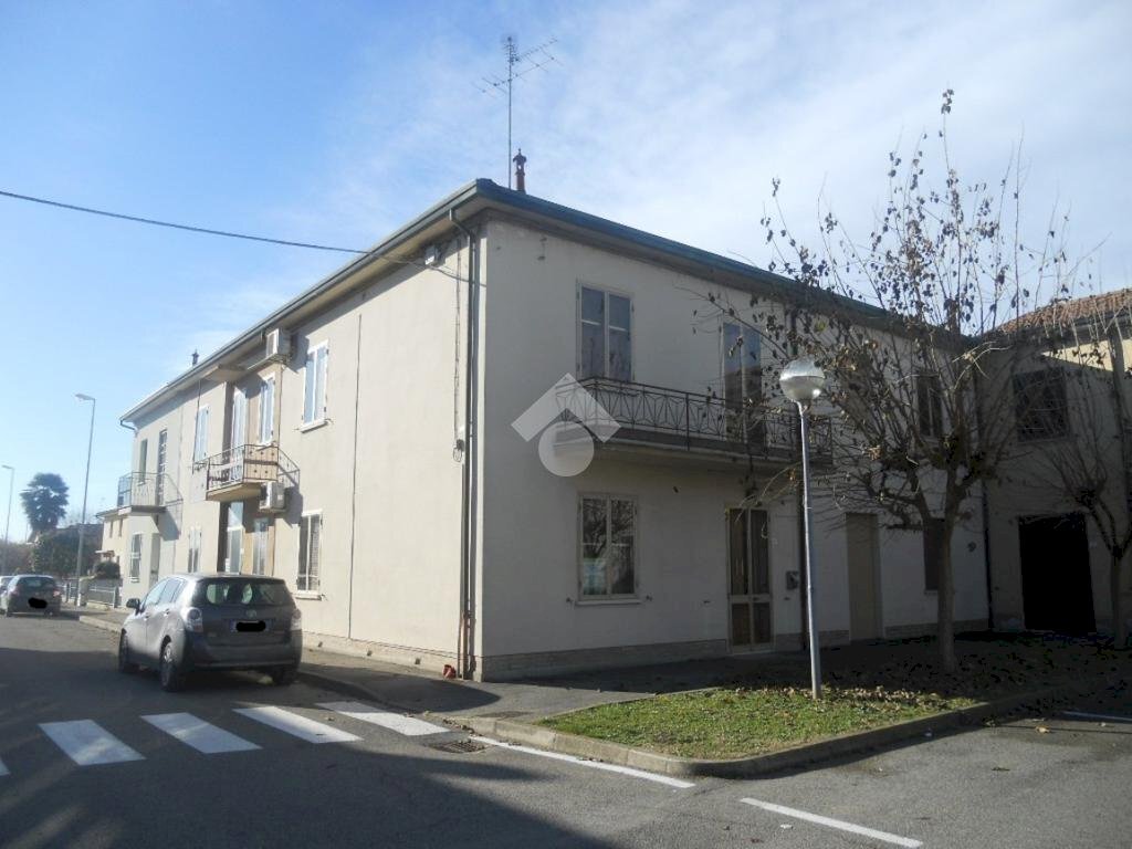 Semi-detached house Piazza S. Bernardino, Lugo - photo 1