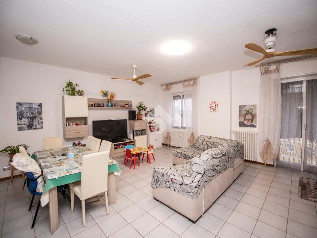 Trilocale Via Don Ernesto Vercesi, Milano (zona Baggio) - foto 1