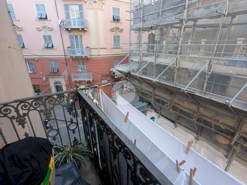 Four-room apartment Via Germano Jori, Genova (neighborhood Certosa) - photo 1