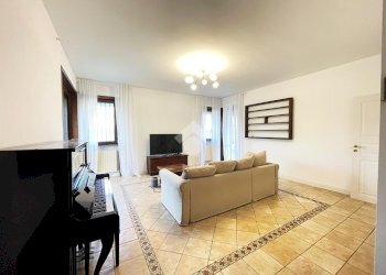 Villa Via Dante Alighieri, Peschiera Borromeo - foto 3