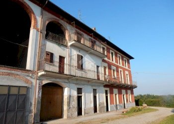 Rustico Via Mezzomerico, Oleggio - foto 1