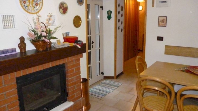 Casa indipendente Alto Reno Terme - foto 1