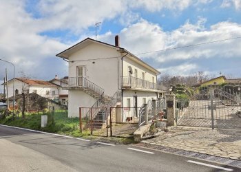 Foto 2 - Casa indipendente SP 144
 
101, Vallesaccarda - foto 2