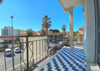 Foto 2 - Trilocale Viale della Repubblica, Pietra Ligure - foto 2