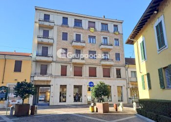 Foto 2 - Trilocale Via 4 Giugno
 
15, Magenta - foto 2