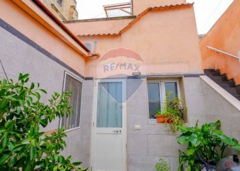 Terrazza - Independent house Via San Vittore
 
6, Bari - photo 1