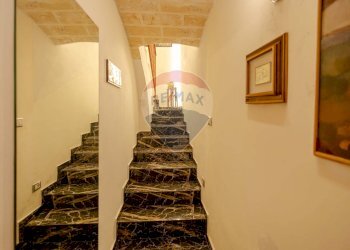 Scale - Independent house Via San Vittore
 
6, Bari - photo 14